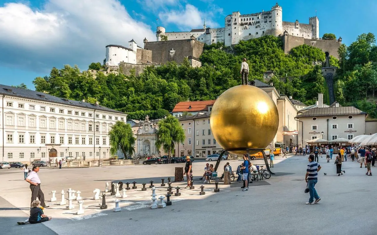 Mozarts Salzburg City Retreat Apartment