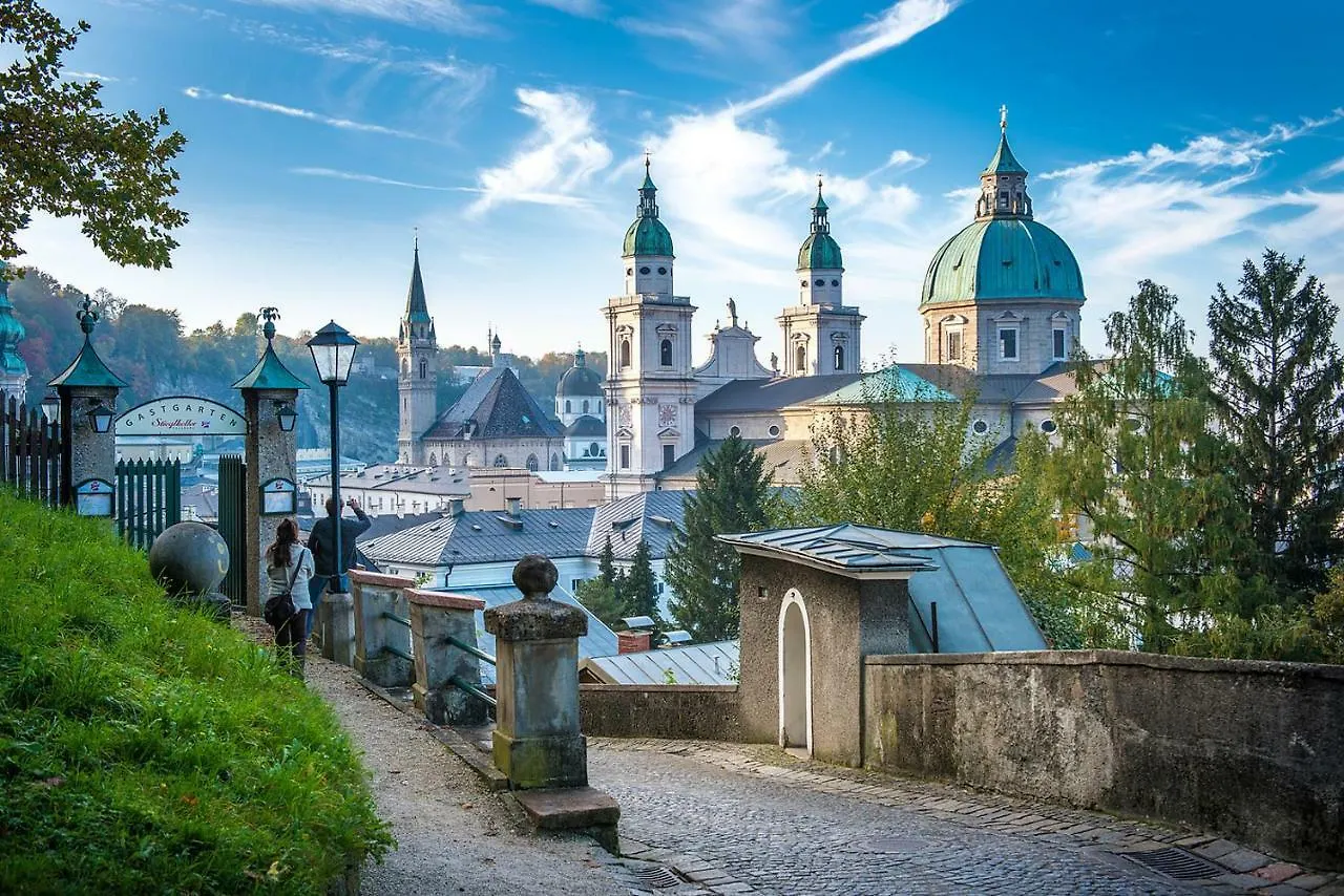 Mozarts Salzburg City Retreat 0*,